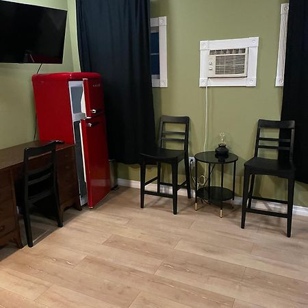 Private Room W/ Private Full Bathroom & Wifi & Ac & Shared Kitchen In Los Angeles Zewnętrze zdjęcie