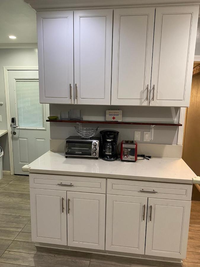 Private Room W/ Private Full Bathroom & Wifi & Ac & Shared Kitchen In Los Angeles Zewnętrze zdjęcie