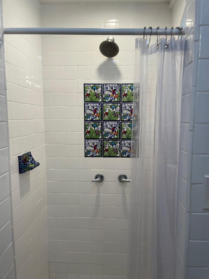 Private Room W/ Private Full Bathroom & Wifi & Ac & Shared Kitchen In Los Angeles Zewnętrze zdjęcie