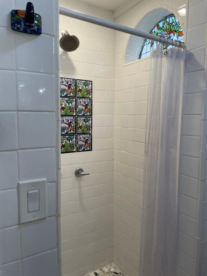 Private Room W/ Private Full Bathroom & Wifi & Ac & Shared Kitchen In Los Angeles Zewnętrze zdjęcie