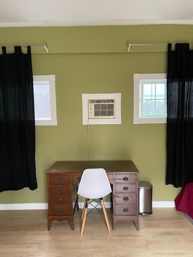 Private Room W/ Private Full Bathroom & Wifi & Ac & Shared Kitchen In Los Angeles Zewnętrze zdjęcie