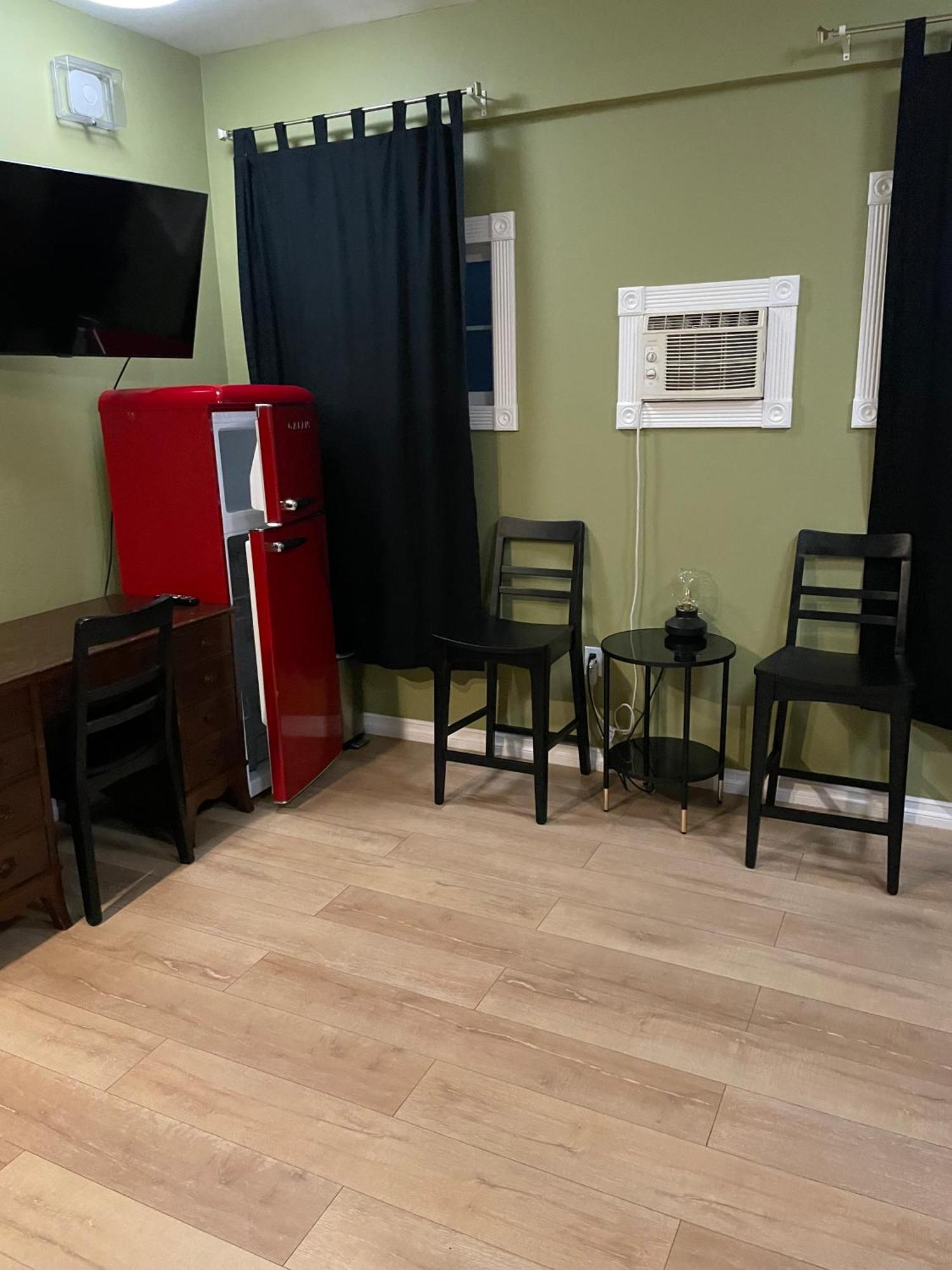 Private Room W/ Private Full Bathroom & Wifi & Ac & Shared Kitchen In Los Angeles Zewnętrze zdjęcie